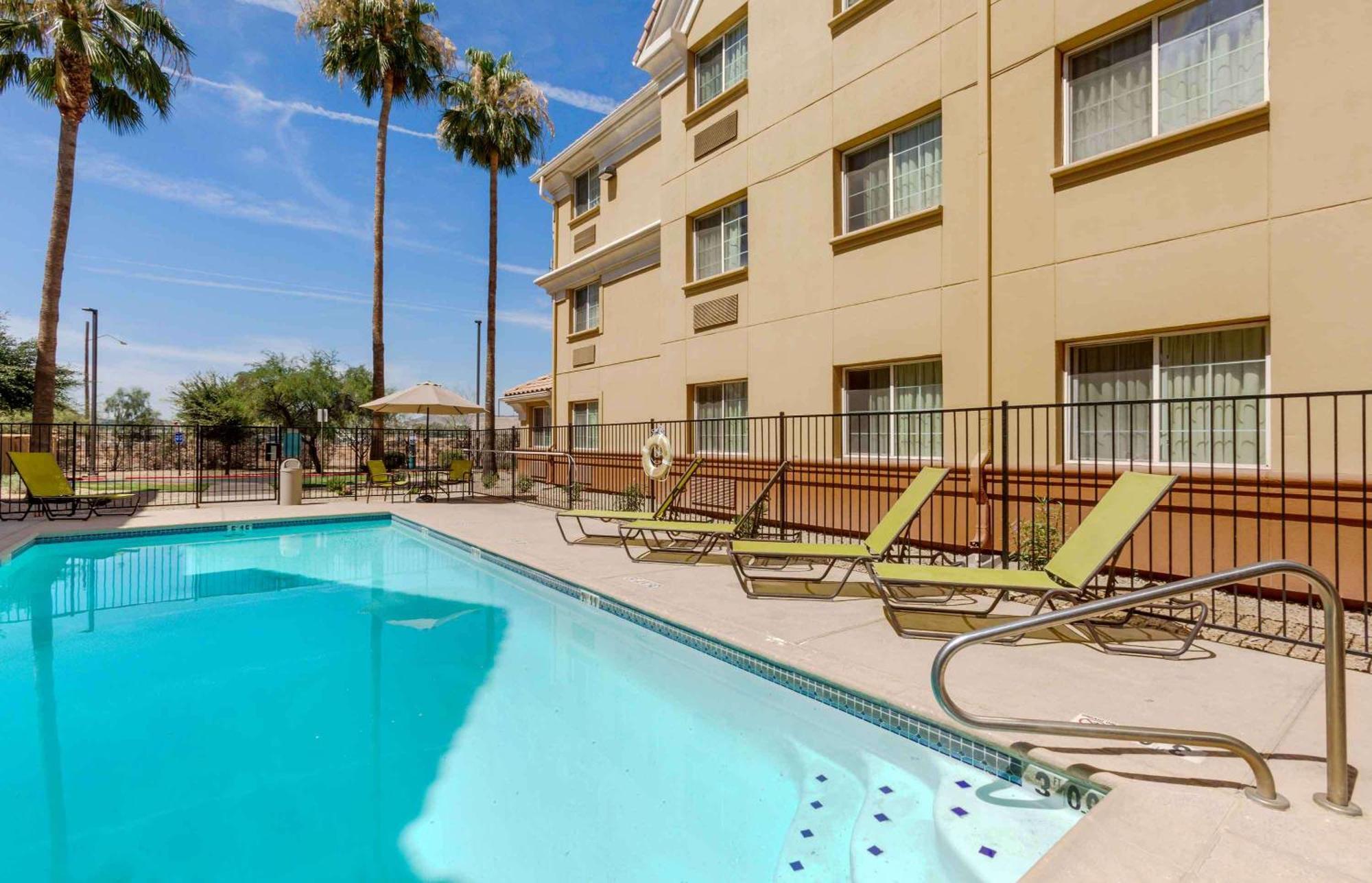 Extended Stay America Suites - Phoenix - Airport - Tempe Eksteriør bilde